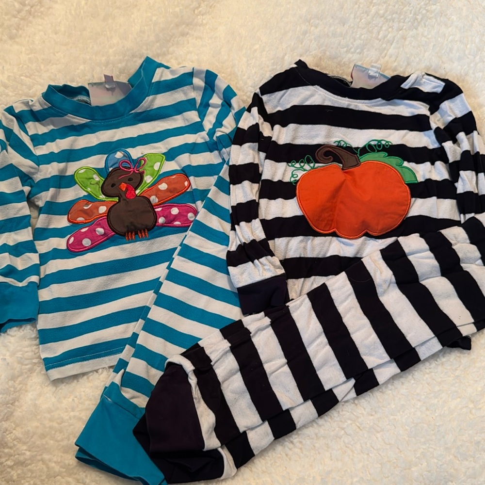 Smocked Auctions Holiday PJ’s